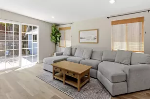 11366 Camarosa Cir, San Diego, CA 92126 - Photo 7