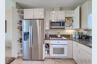  555 Front St #205, San Diego, CA 92101 - Photo 23