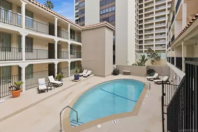  909 Coast #3, La Jolla, CA 92037 - Photo 47