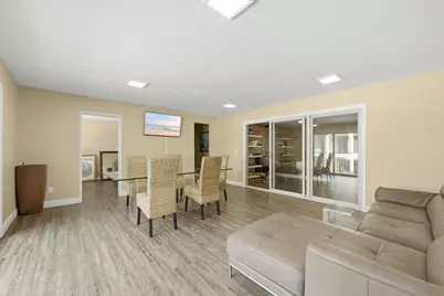 909 Coast #3, La Jolla, CA 92037 - Photo 37
