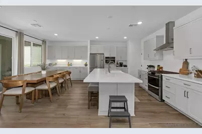  712 Meadowood St., Fallbrook, CA 92028 - Photo 11