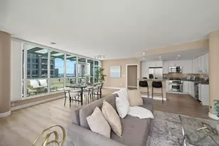 555 Front St, San Diego, CA 92101 - Photo 17