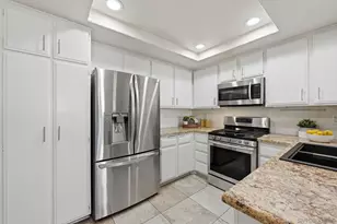 1998 Cambridge Ct, Vista, CA 92081 - Photo 11