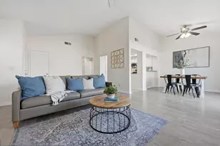 1998 Cambridge Ct, Vista, CA 92081 - Photo 5