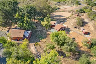 12052 Skyview Dr, Valley Center, CA 92082 - Photo 3