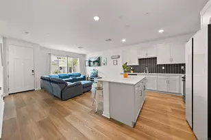 323 Satsuma Trl, Fallbrook, CA 92028 - Photo 3