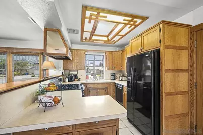  9427 W Heaney Circle, Santee, CA 92071 - Photo 9