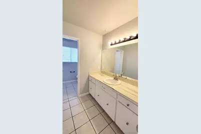  806 E 4th #6, Escondido, CA 92025 - Photo 11