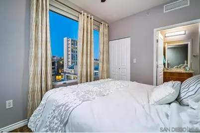  300 W Beech St #1003, San Diego, CA 92101 - Photo 33