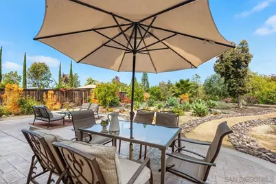  5510 Lipizzaner Cir, Oceanside, CA 92057 - Photo 5