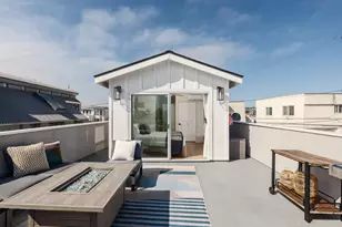 822 Seagirt Ct, San Diego, CA 92109 - Photo 19