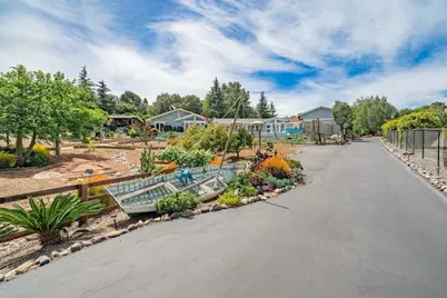  460 Rancho Camino, Fallbrook, CA 92028 - Photo 3