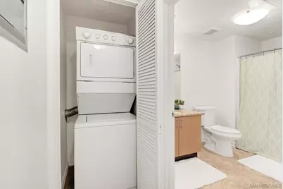  1465 C Street #3301, San Diego, CA 92101 - Photo 17