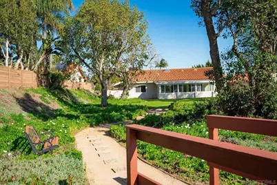  831 Santa Rosita, Solana Beach, CA 92075 - Photo 19
