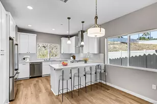 3870 Rojo Tierra Rd, La Mesa, CA 91941 - Photo 5