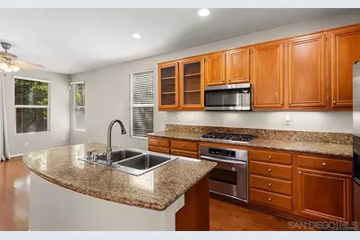  13581 Dogwood Way, San Diego, CA 92130 - Photo 11