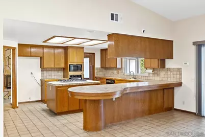  17648 Valle Verde Rd, Poway, CA 92064 - Photo 11