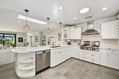  4750 Utah St, San Diego, CA 92116 - Photo 9