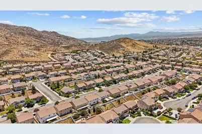  26971 Salt Missions Cir, Moreno Valley, CA 92555 - Photo 37