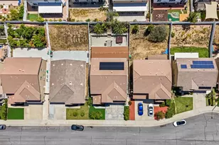 26971 Salt Missions Cir, Moreno Valley, CA 92555 - Photo 35