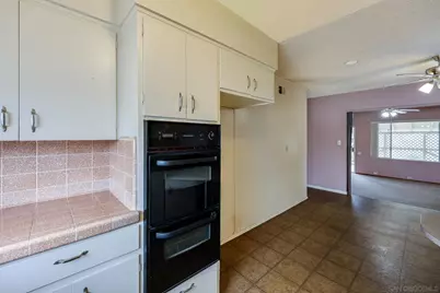  8105 Brock Ct, Lemon Grove, CA 91945 - Photo 15