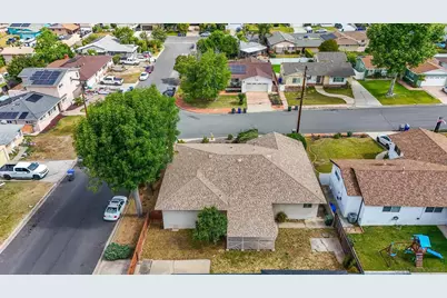  8105 Brock Ct, Lemon Grove, CA 91945 - Photo 45