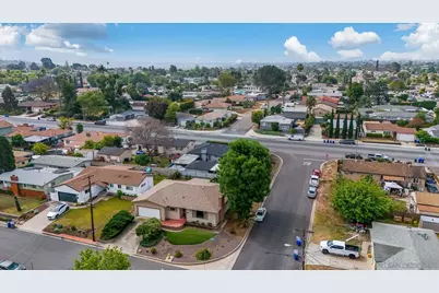  8105 Brock Ct, Lemon Grove, CA 91945 - Photo 3
