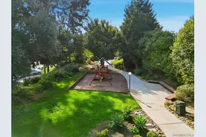  8963 Caminito Fresco, La Jolla, CA 92037 - Photo 43