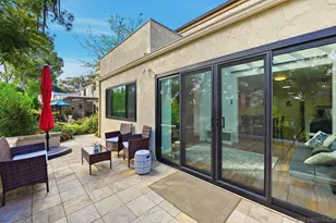 8963 Caminito Fresco, La Jolla, CA 92037 - Photo 35
