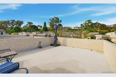  8963 Caminito Fresco, La Jolla, CA 92037 - Photo 31