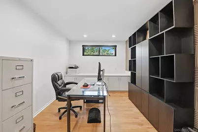  8963 Caminito Fresco, La Jolla, CA 92037 - Photo 21
