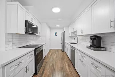  8963 Caminito Fresco, La Jolla, CA 92037 - Photo 15