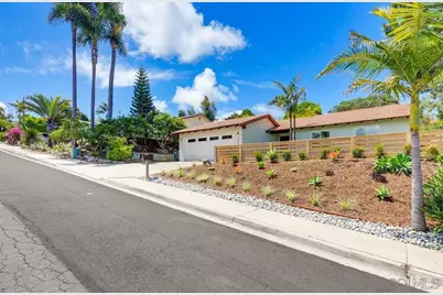 725 Santa Florencia, Solana Beach, CA 92075 - Photo 5