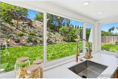  725 Santa Florencia, Solana Beach, CA 92075 - Photo 29