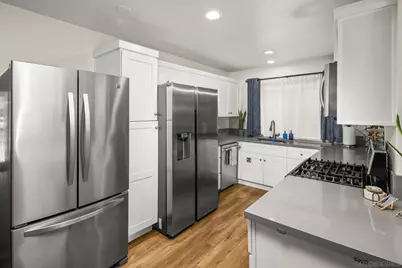  245 Festival Dr, Oceanside, CA 92057 - Photo 7
