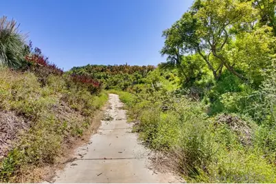  31675 Rancho Amigos Rd #1, Bonsall, CA 92003 - Photo 15