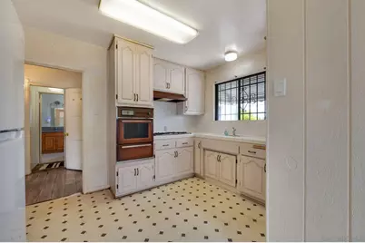  1833 Jones, Los Angeles, CA 90032 - Photo 13