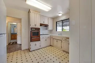 1833 Jones, Los Angeles, CA 90032 - Photo 13