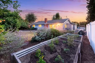 187 Del Sureno, Fallbrook, CA 92028 - Photo 19