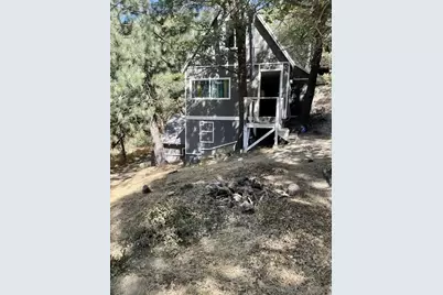  201 Hillside Spur, Cedar Glen, CA 92321 - Photo 13