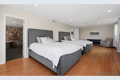  1160 Via Espana, La Jolla, CA 92037 - Photo 17