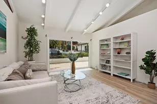 1160 Via Espana, La Jolla, CA 92037 - Photo 23
