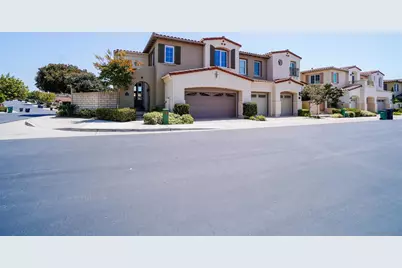  5437 Caminito Bayo, La Jolla, CA 92037 - Photo 1