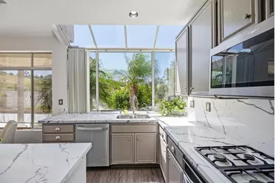  953 Gallery, Oceanside, CA 92057 - Photo 9