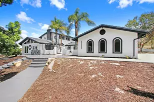 3065 Fairview Dr, Vista, CA 92084 - Photo 1