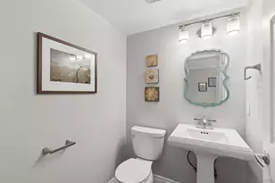 981 N Vulcan Ave, Encinitas, CA 92024 - Photo 11