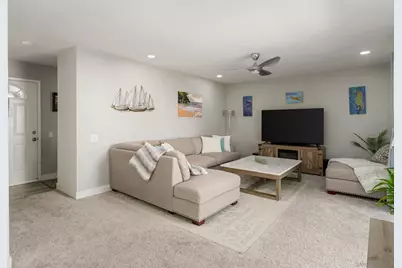  8524 Via Mallorca #C, La Jolla, CA 92037 - Photo 3