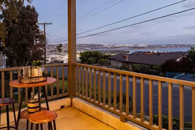 5145 San Aquario Dr, San Diego, CA 92109 - Photo 3