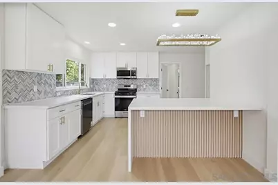  5882 Adams Ave, San Diego, CA 92115 - Photo 3