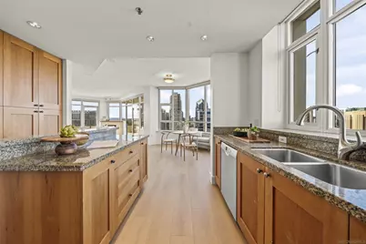  700 W Harbor #2501, San Diego, CA 92101 - Photo 29
